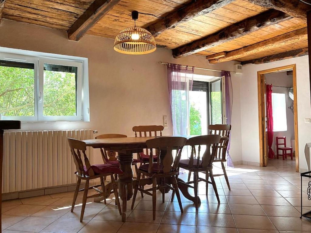 Location Gite Entre Cahors Et St Cirq Lapopie Arcambal Eksteriør bilde